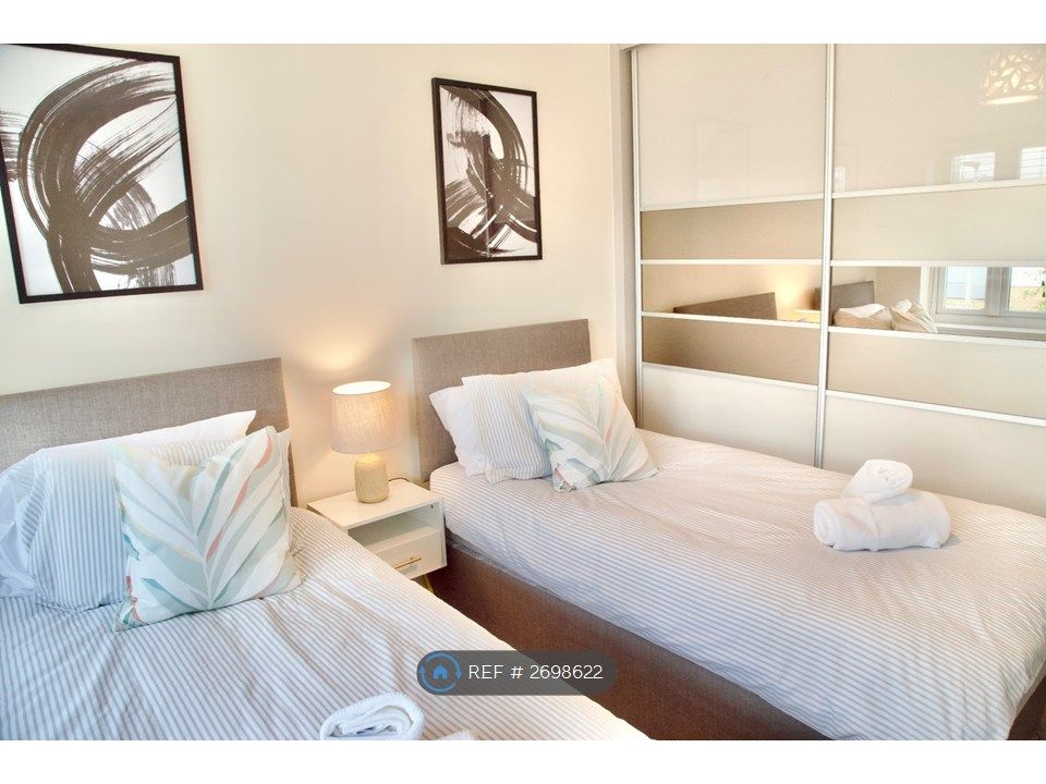 Property photo 2 of 29 Twin Room