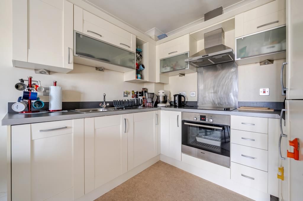 Property photo 2 of 15 Kitchen