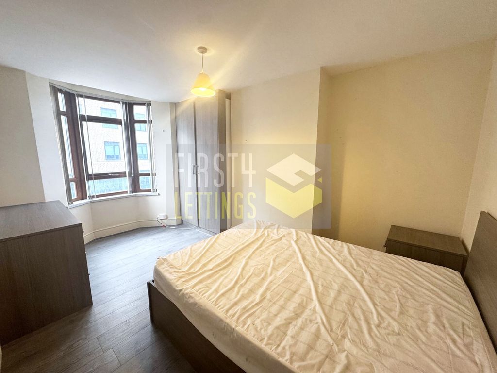 Property photo 3 of 4 Photo 4