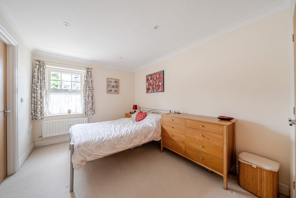 Property photo 3 of 21 1450661-3-69F08Af...