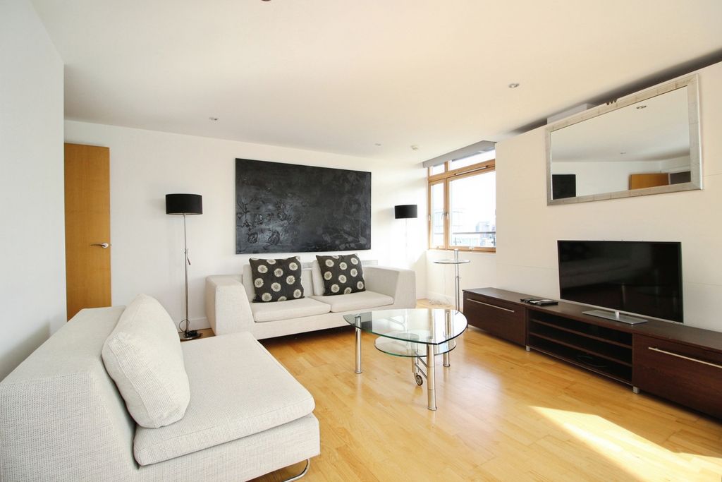 Property photo 2 of 18 Pbox-Img.Jpg