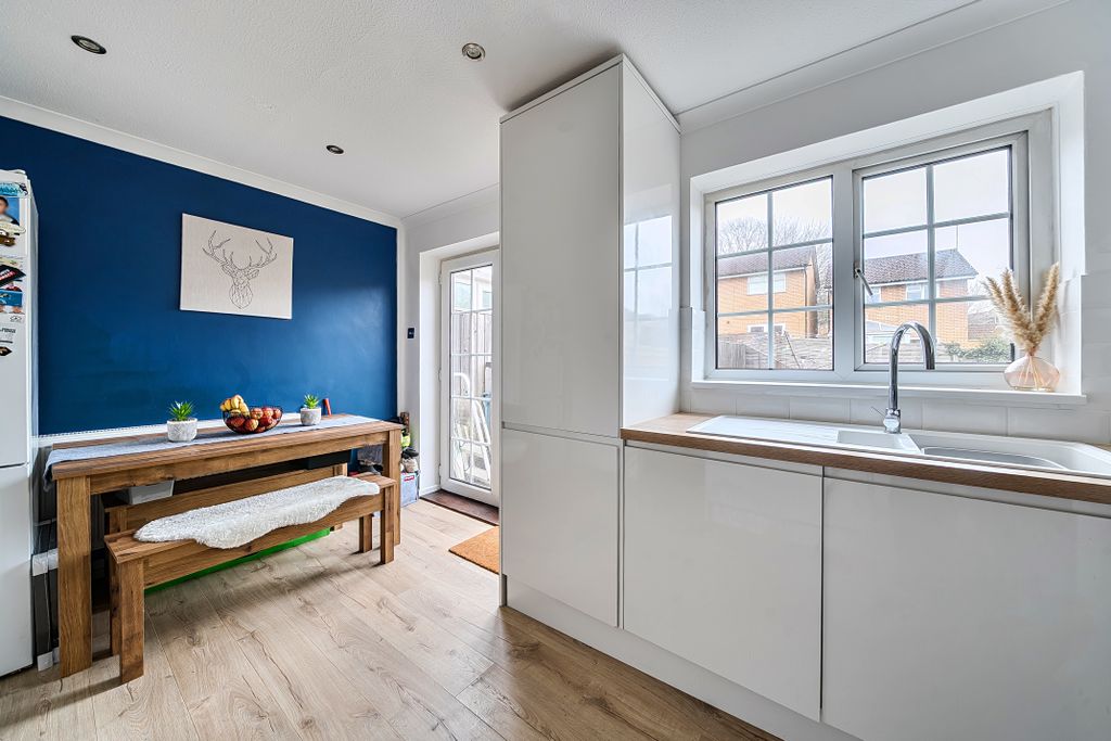 Property photo 3 of 21 1416185116995d8d34F974