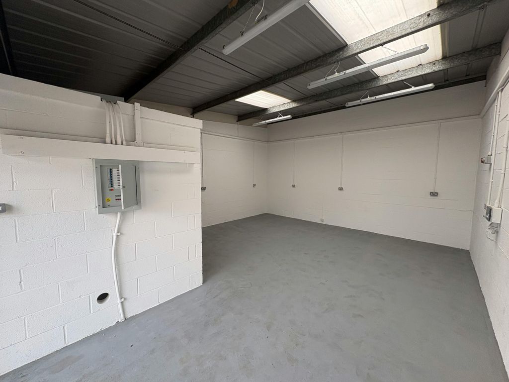 Property photo 3 of 11 Img_0963.Jpeg