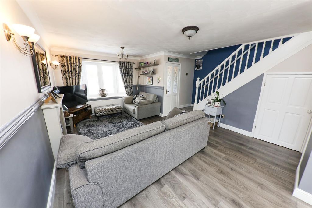 Property photo 2 of 27 Open Plan Living Space