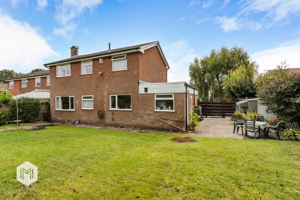 Property photo 2 of 29 Picture No. 04