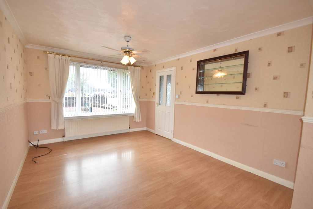 Property photo 2 of 24