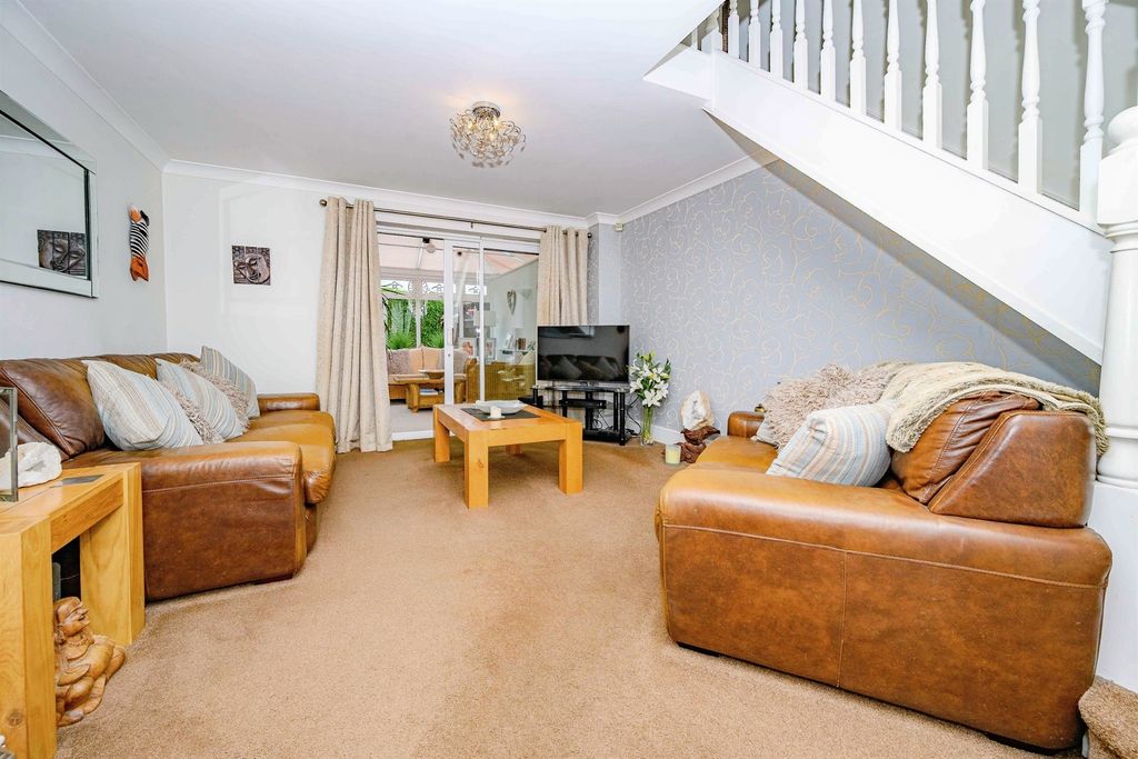 Property photo 3 of 20