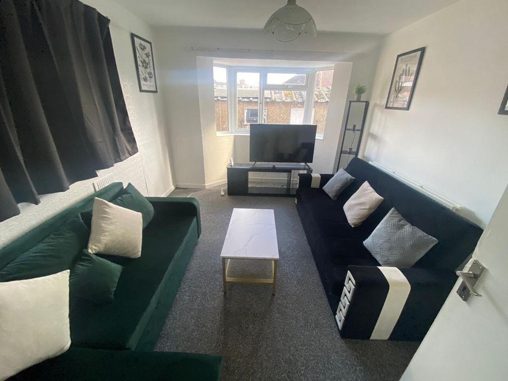 Property photo 1 of 10 Img-20250206-Wa0025