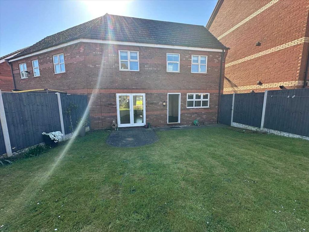 Additional image 14 of 3 bed semi-detached house to rentLaurel Way, Scunthorpe, Scunthorpe DN17