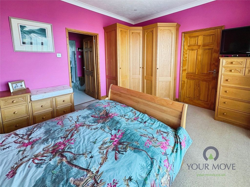 Property photo 3 of 23 Picture No. 47