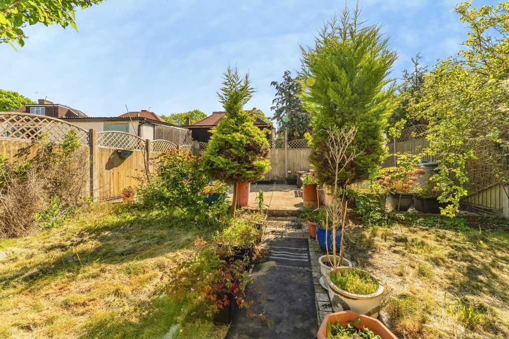 Property photo 1 of 20 Garden