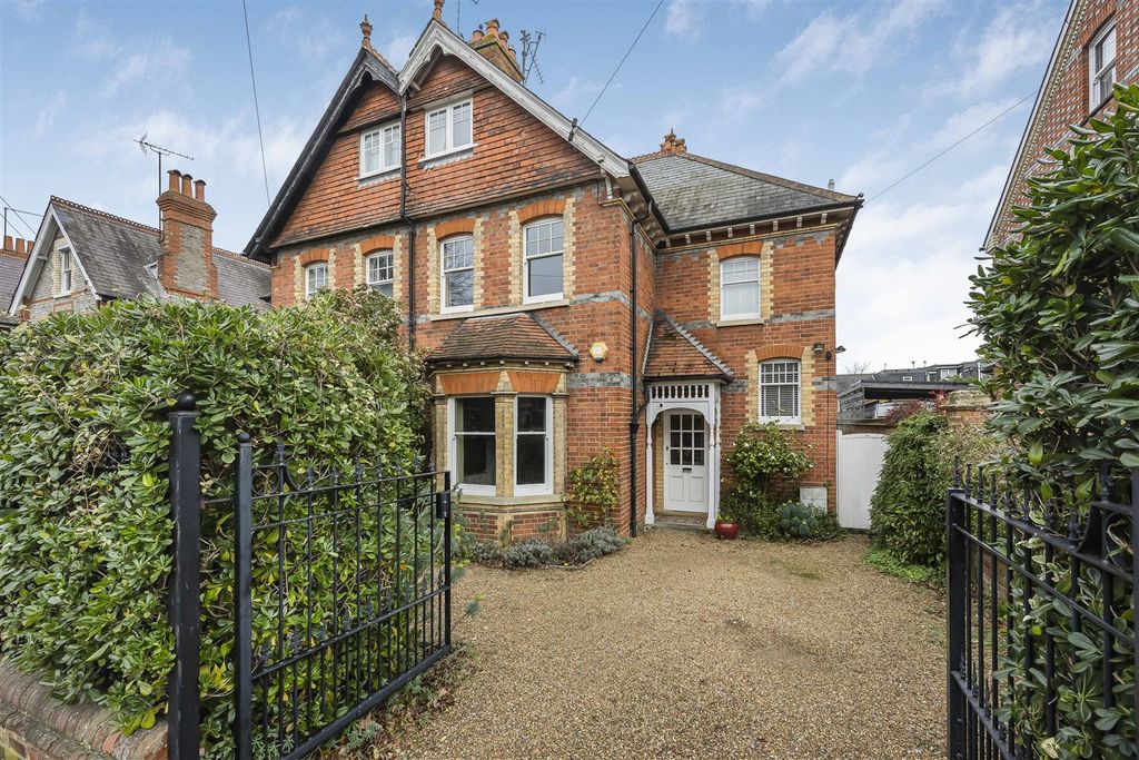 Property photo 1 of 34