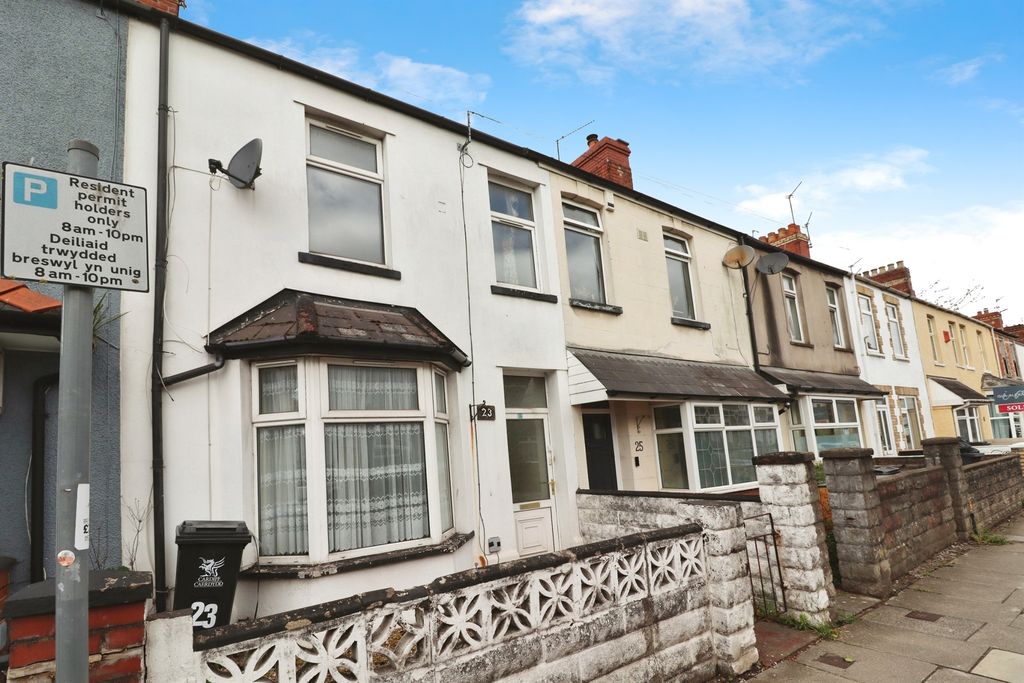 Property photo 1 of 17