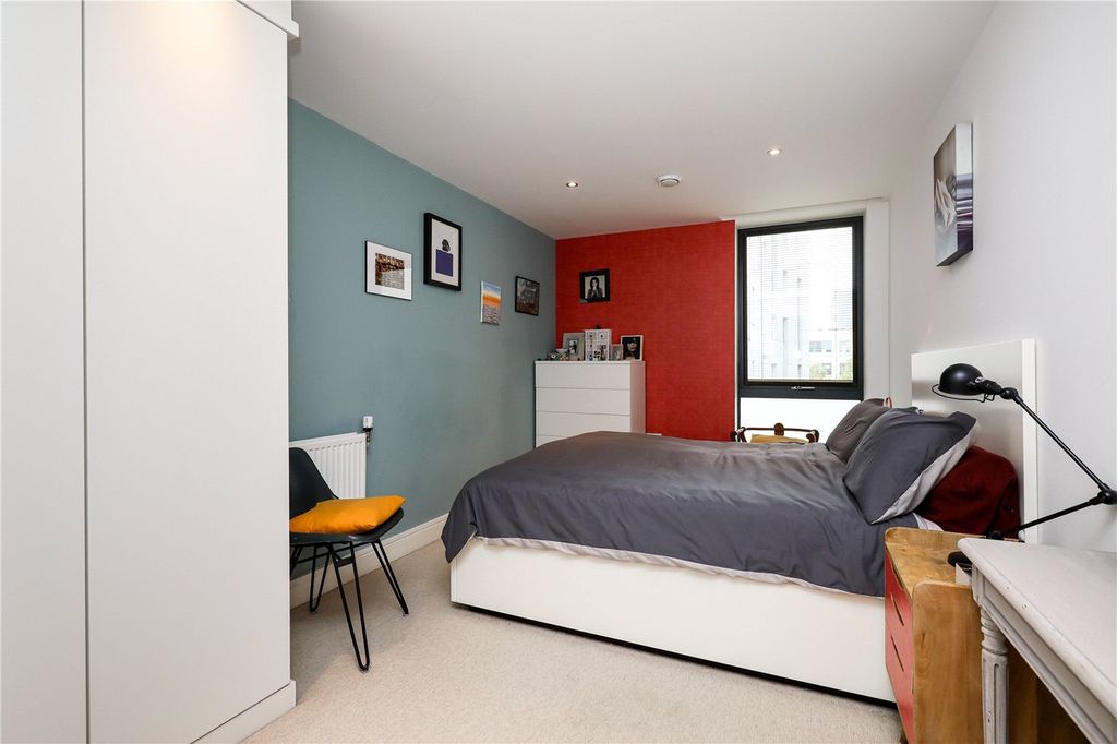 Property photo 2 of 13 Picture No. 05