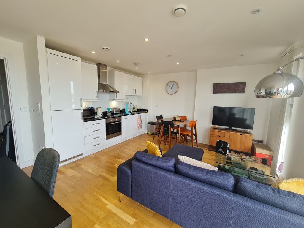 Property photo 2 of 7 1610263
