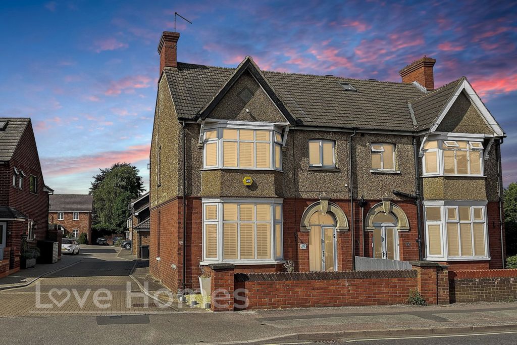 Property photo 1 of 14 3700560