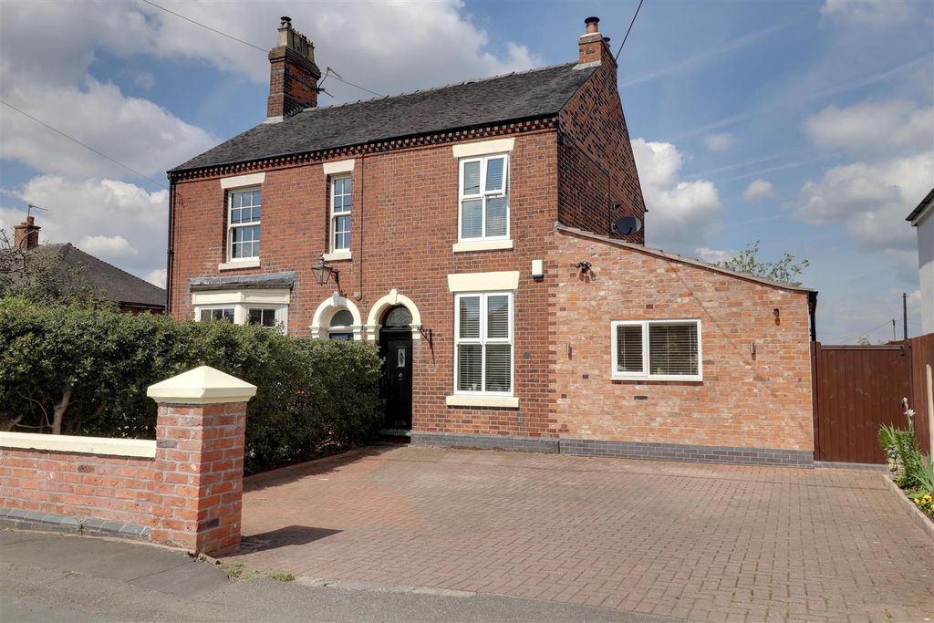 Property photo 1 of 29