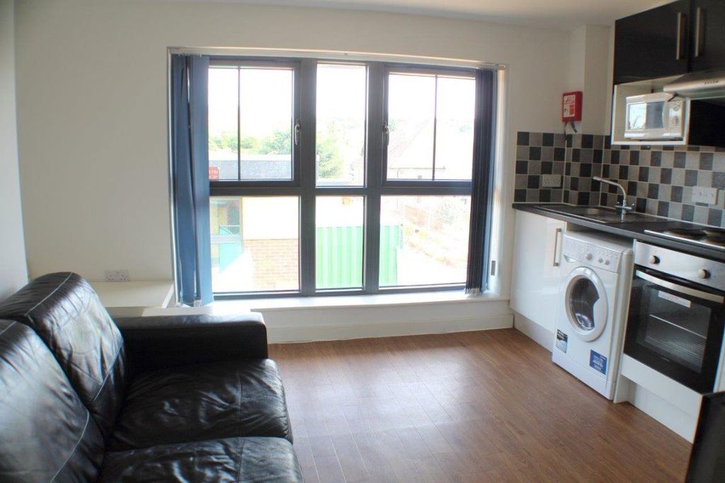 Property photo 3 of 20