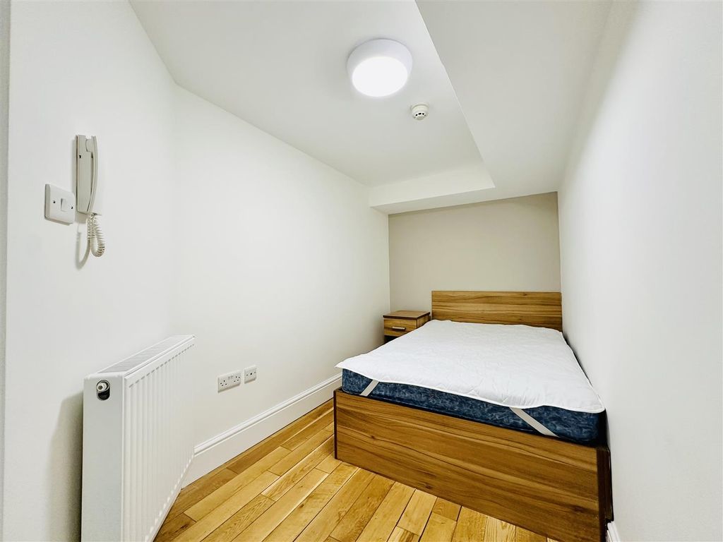 Property photo 2 of 11 Image00004.Jpeg