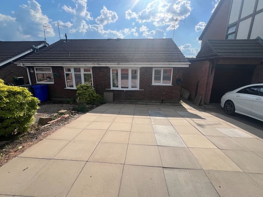 Property photo 1 of 12 Cover