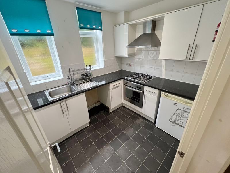 Property photo 3 of 7 Photo 8