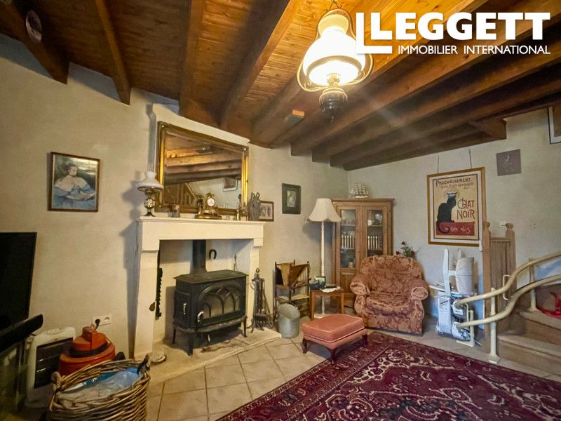 Property photo 2 of 10