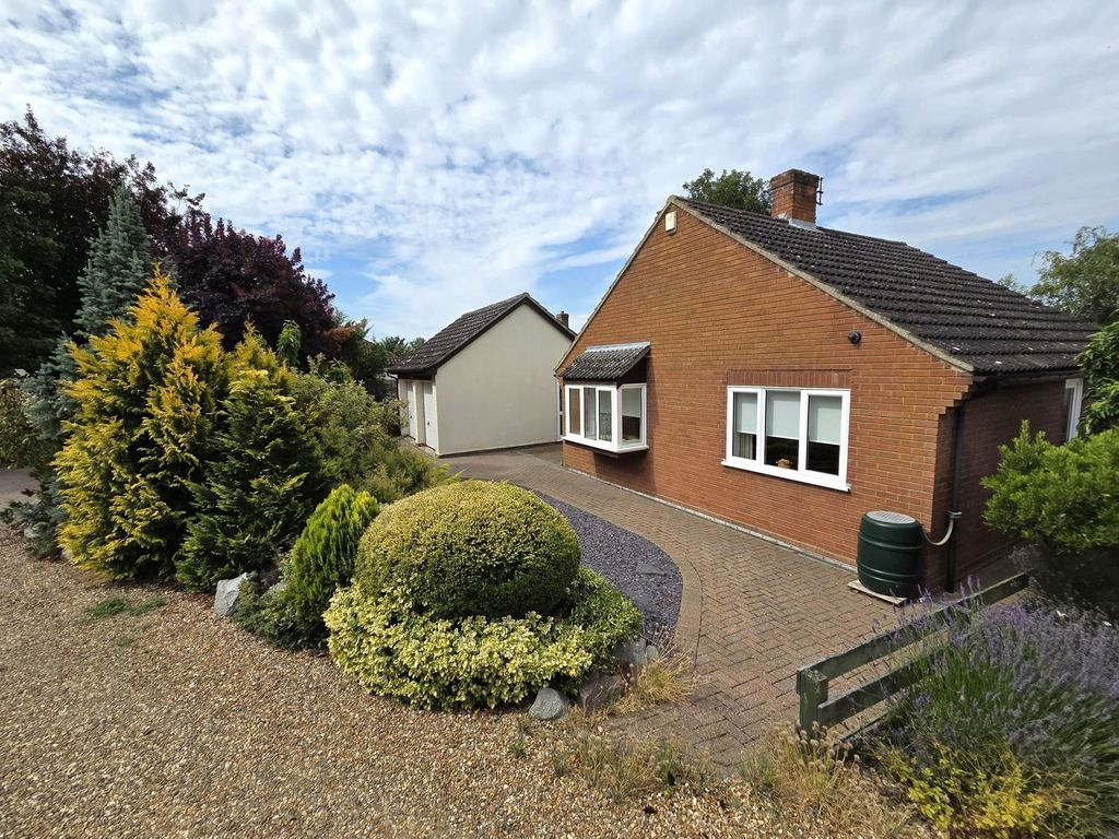 Property photo 1 of 26