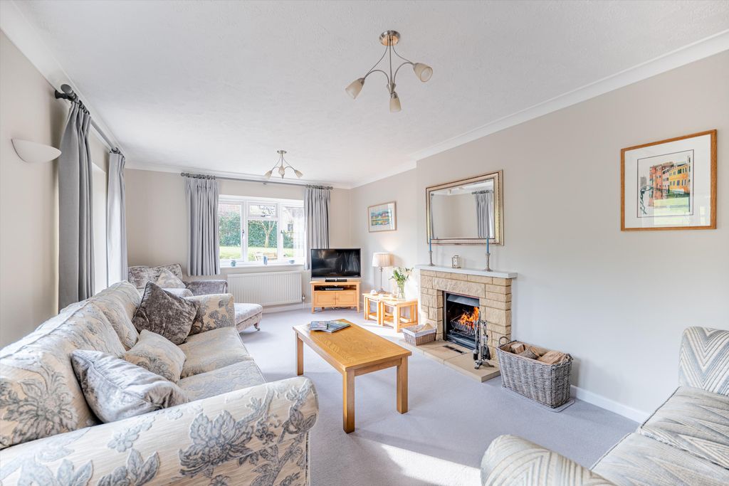 Property photo 2 of 30 Image