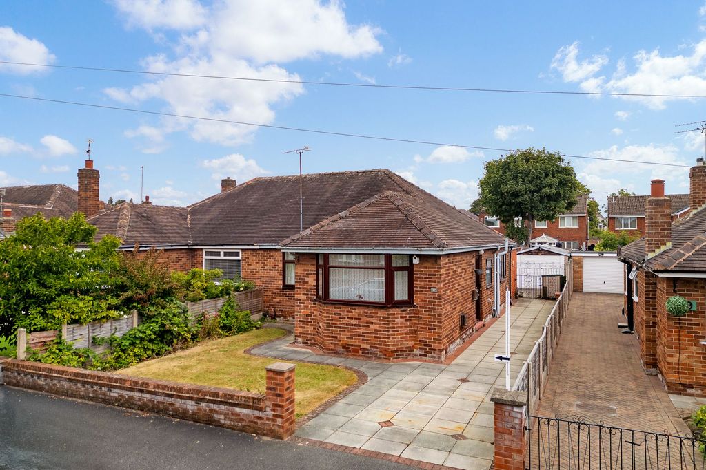 Property photo 1 of 18