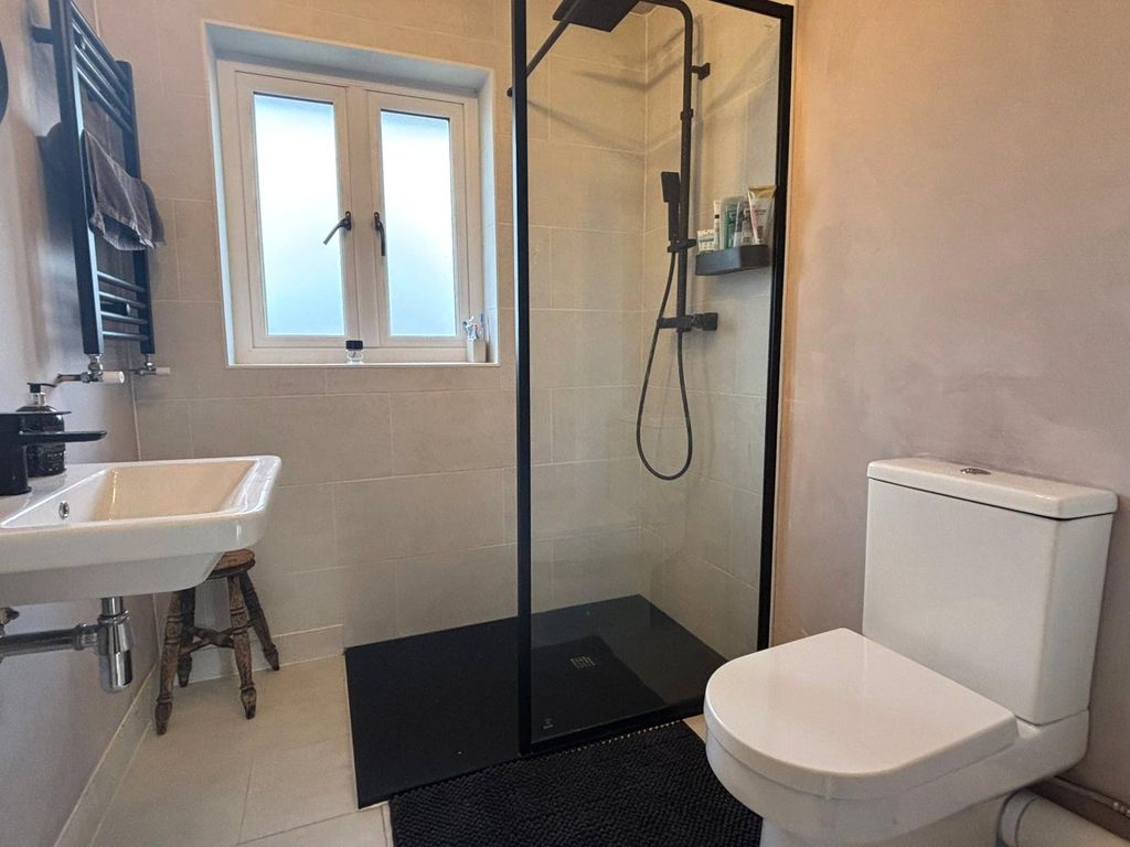 Property photo 3 of 13 Picture No. 14