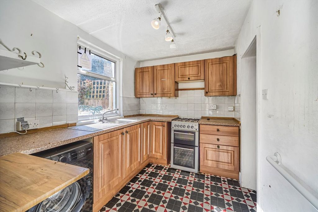 Property photo 3 of 7