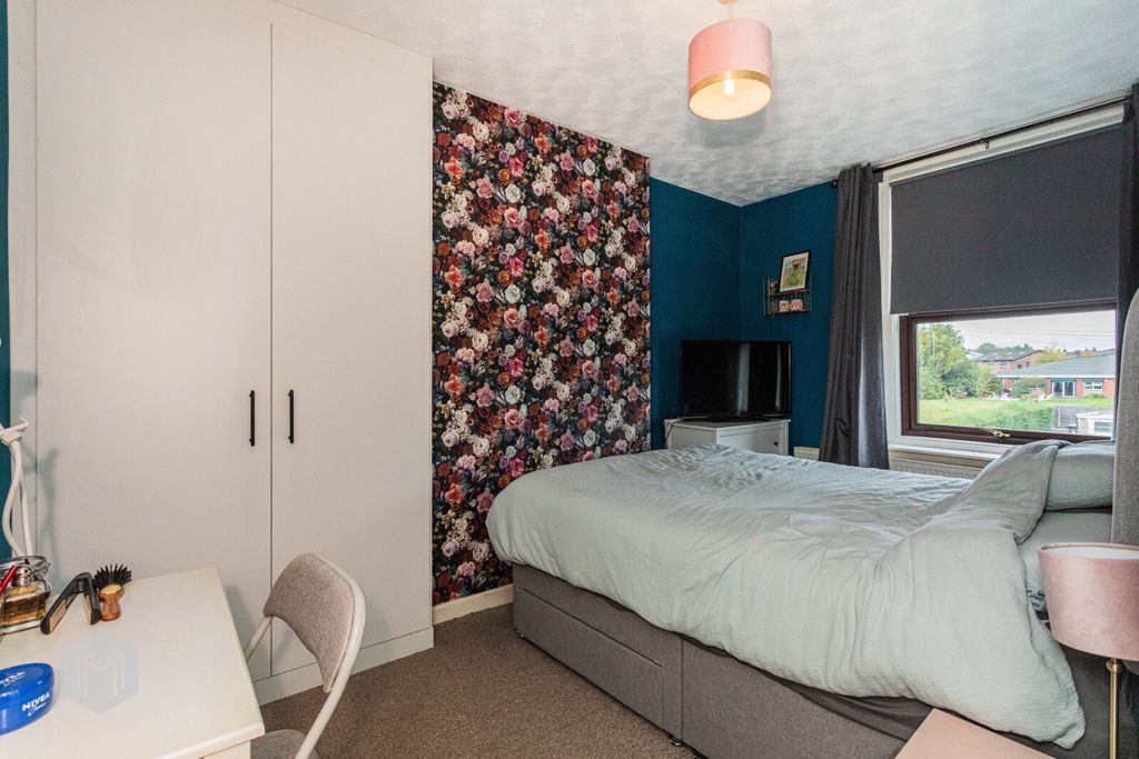 Property photo 3 of 14 Picture No. 15