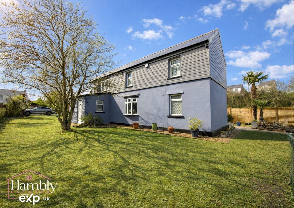 Property photo 3 of 22