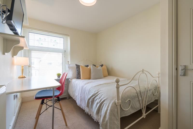 Property photo 3 of 17 Photo 2