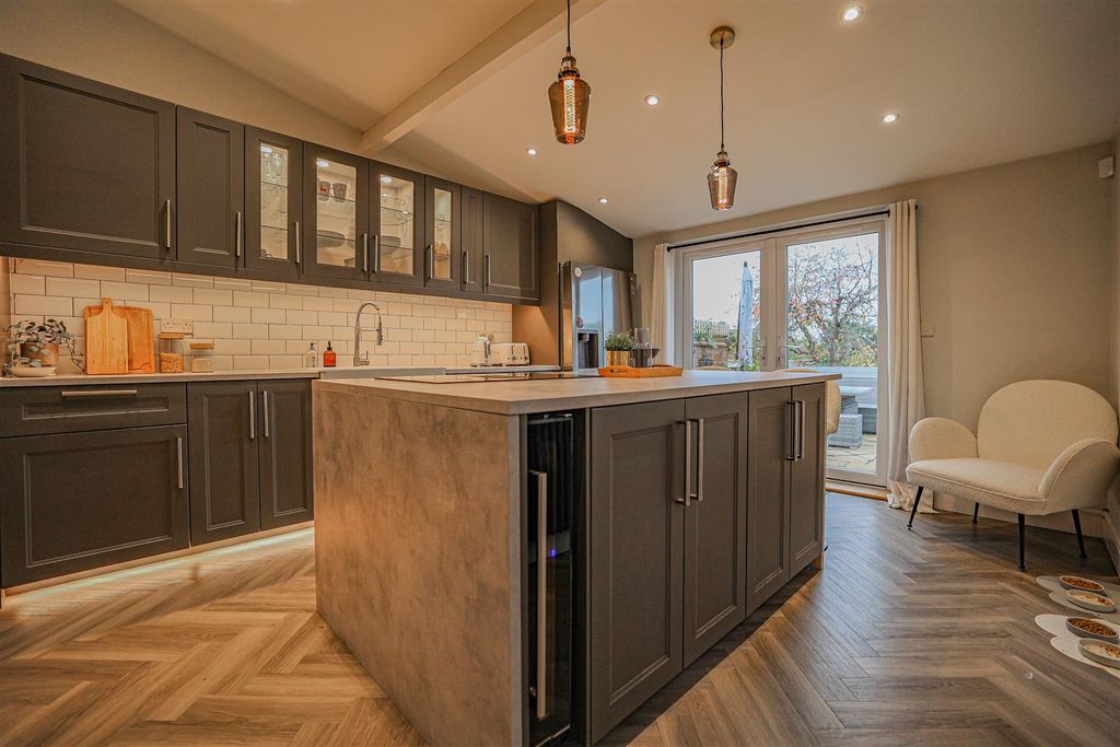 Property photo 2 of 28 980A2331.Jpg