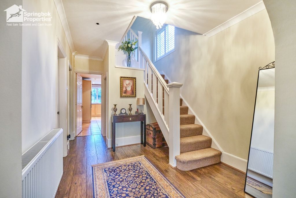 Property photo 2 of 18 Image 1