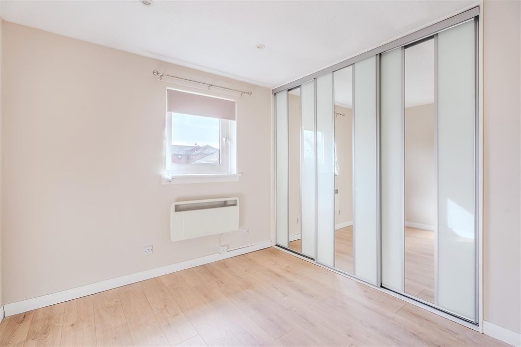 Additional image 9 of 2 bed flat to rentCaird Gardens, Hamilton ML3