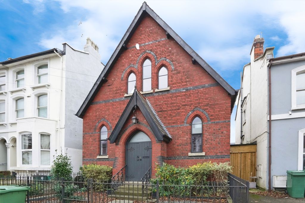 Property photo 1 of 15 Front