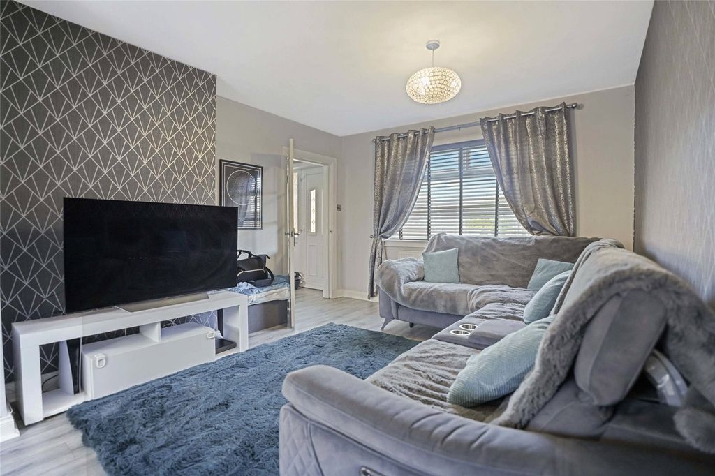 Property photo 3 of 15 Picture No. 05