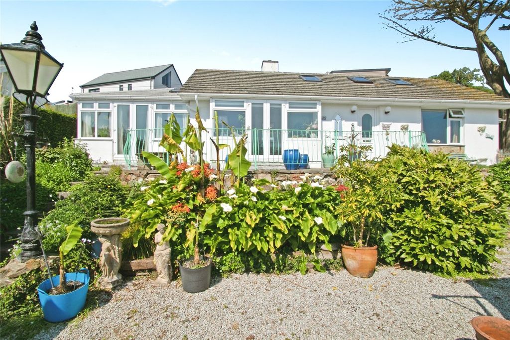 Property photo 2 of 27 Picture No. 20