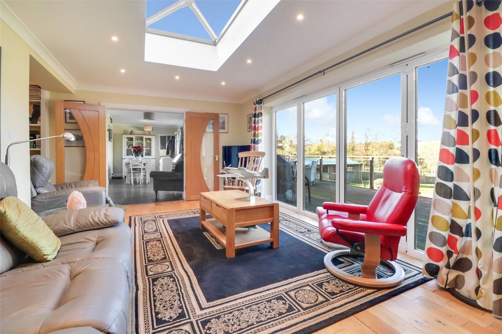 Property photo 3 of 41 Picture No. 60