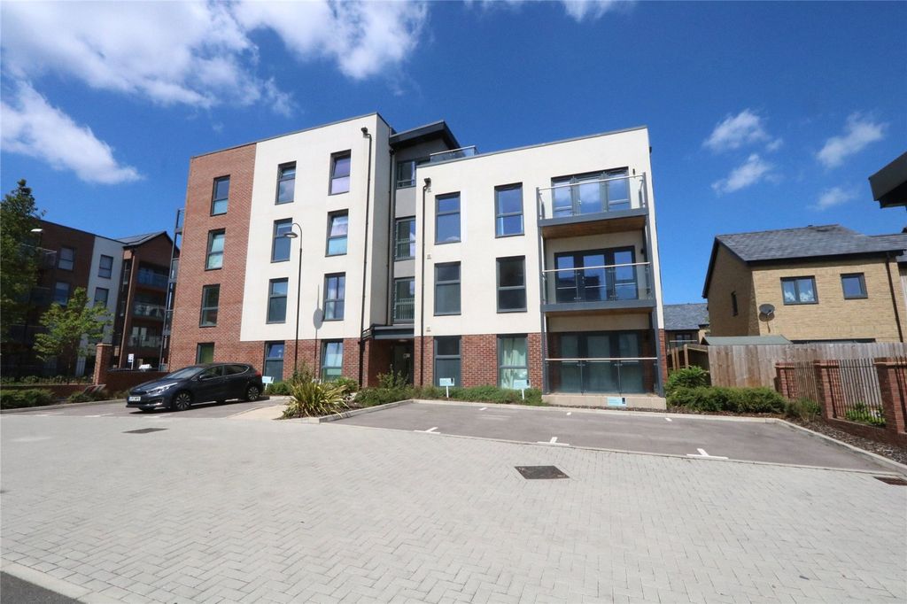 Property photo 1 of 6 Front