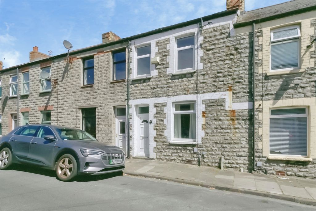 Property photo 1 of 15