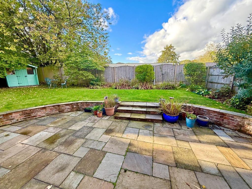 Property photo 2 of 19