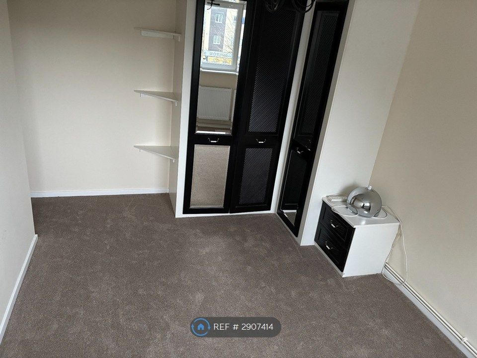 Property photo 3 of 13 Bedroom 1 A