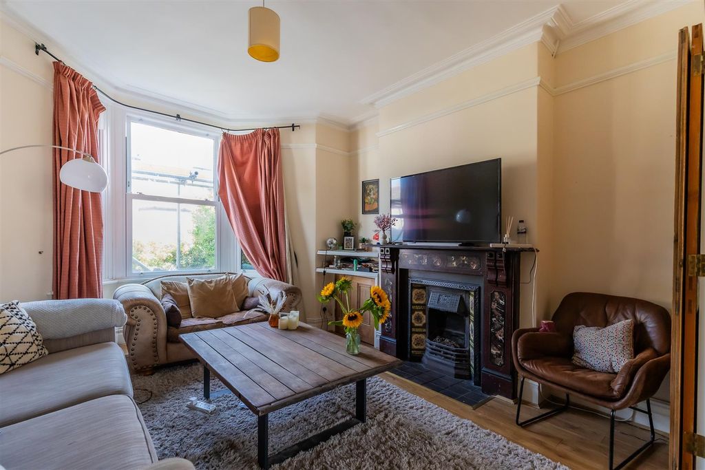 Property photo 2 of 17 29 (1 Of 19).Jpg
