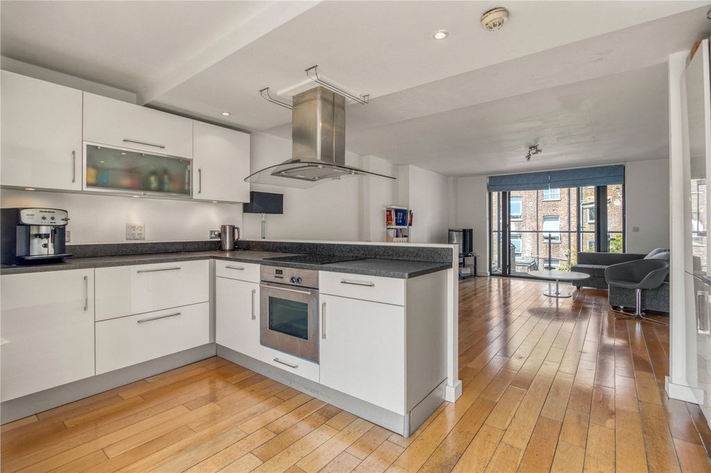 Property photo 1 of 11 Picture No. 03