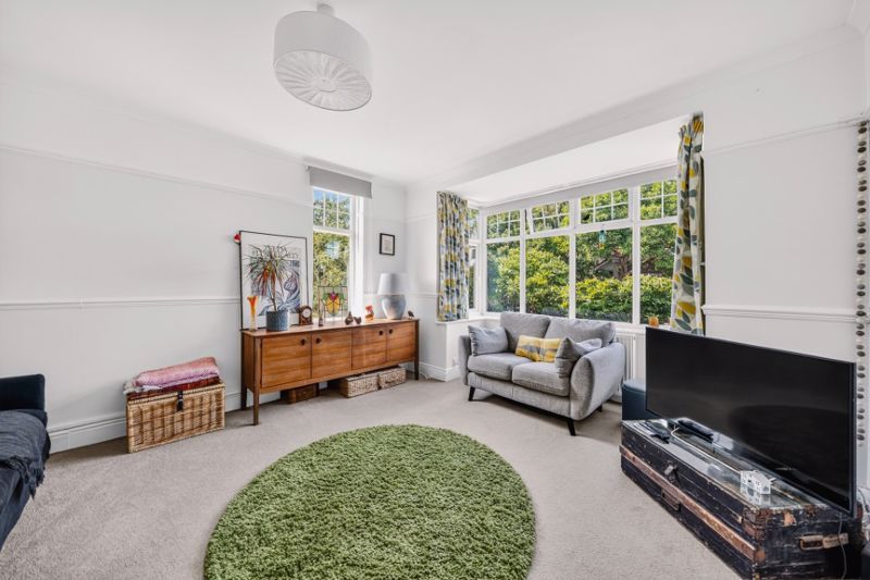 Property photo 3 of 16 Sitting Room