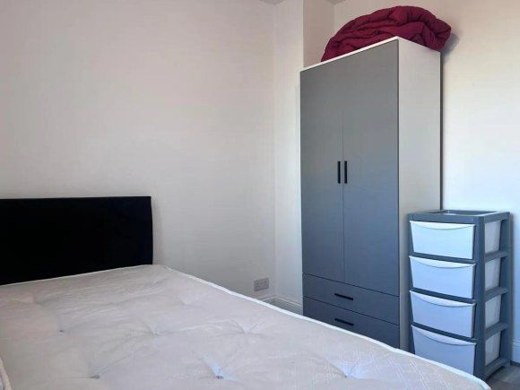 Property photo 2 of 11 86443F77-3c68-4922-B0Bb-1Fad30Daef11.Webp