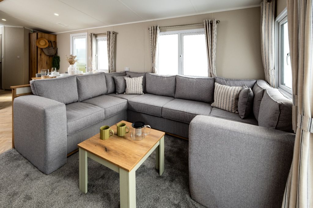 Property photo 2 of 4 4926371